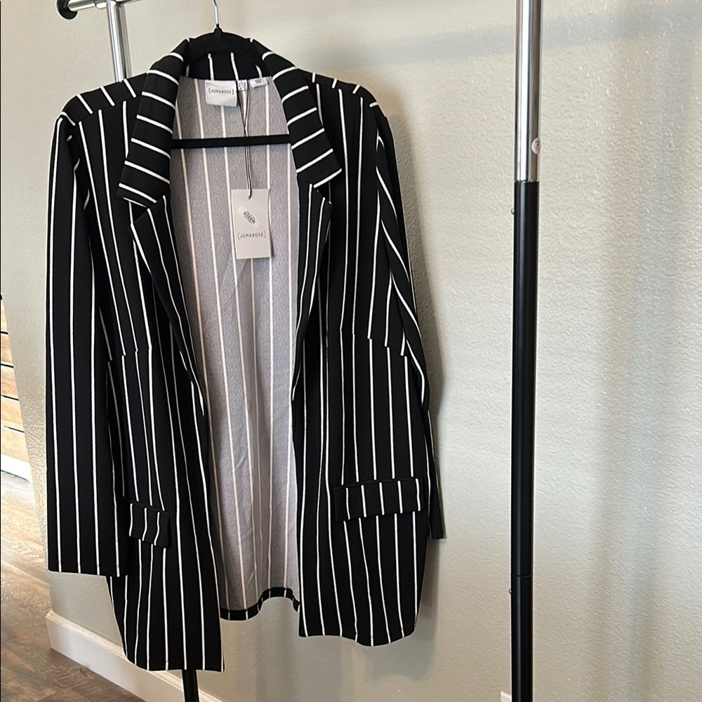 Junarose Black and White Striped Blazer
